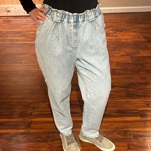 90's Vintage Light Washed Jean